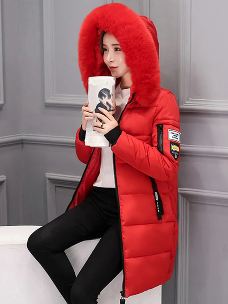 Casaco Feminino Para Inverno com Capuz e Gola Parka Elegante - (Promoção de Inverno 2026)