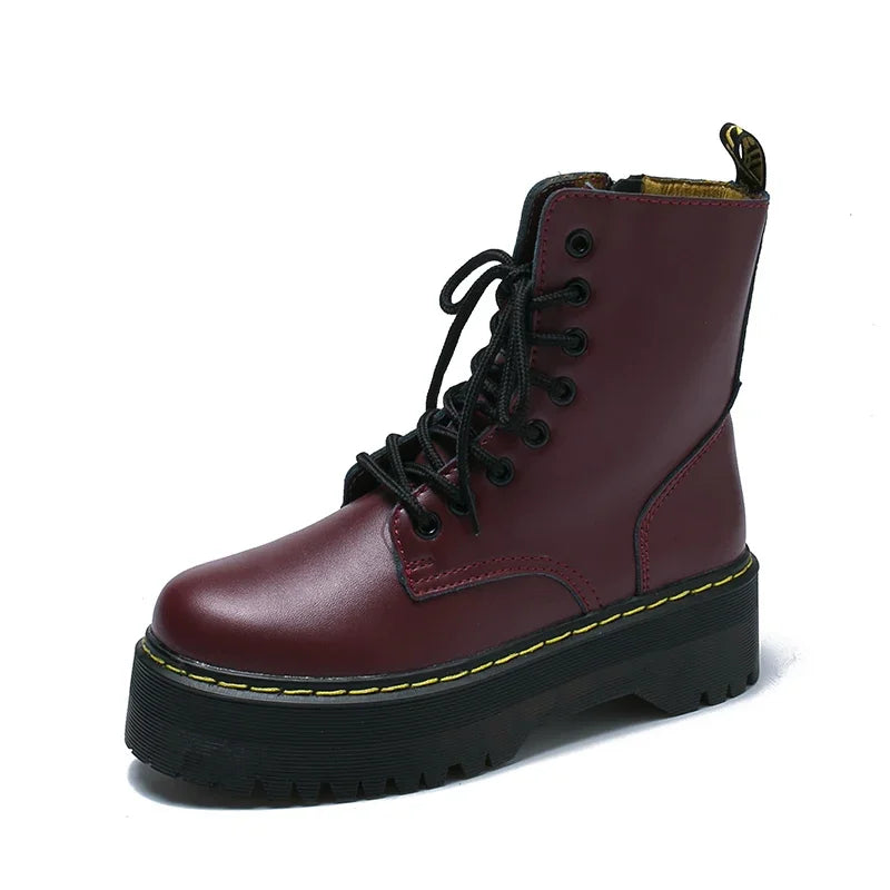 Bota Feminina de Cano Curto com Cadarço (Promoção de Inverno 2026)