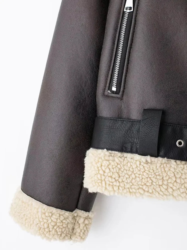 Jaqueta Feminina Para Inverno Estilo Elegante com Detalhe em Cinto - (Promoção de Inverno 2026)