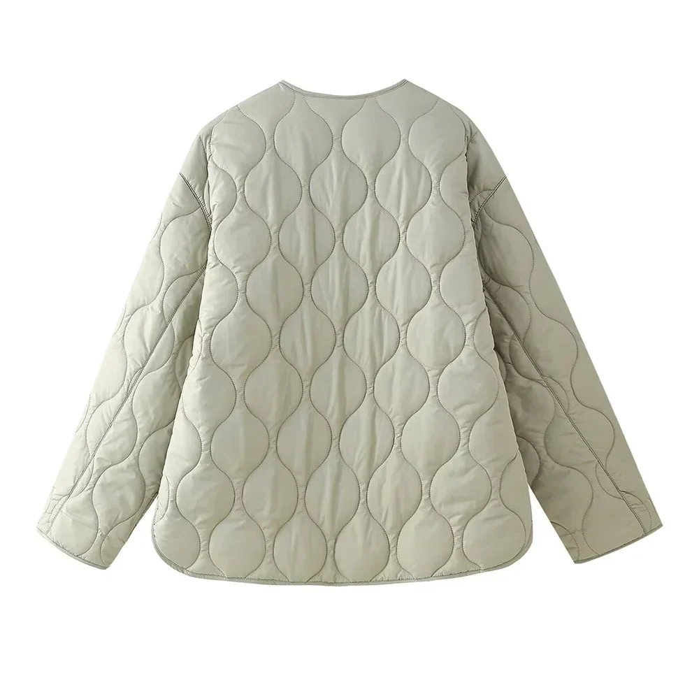 Casaco Feminino Leve de Algodão com Decoração de Bolsos - Modelo Oversized - (Promoção de Inverno 2026)