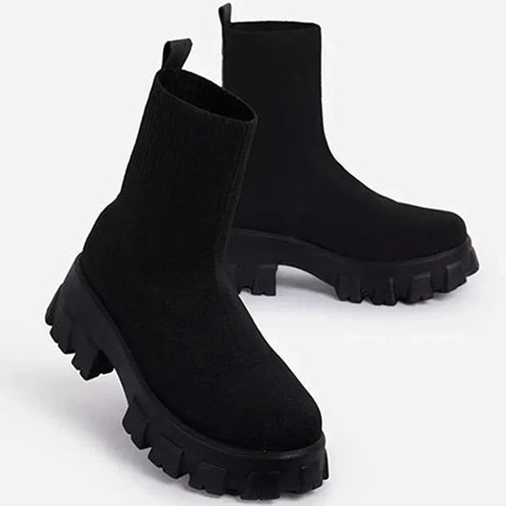 Bota Feminina com Plataforma Cano Curto (Promoção de Inverno 2026)