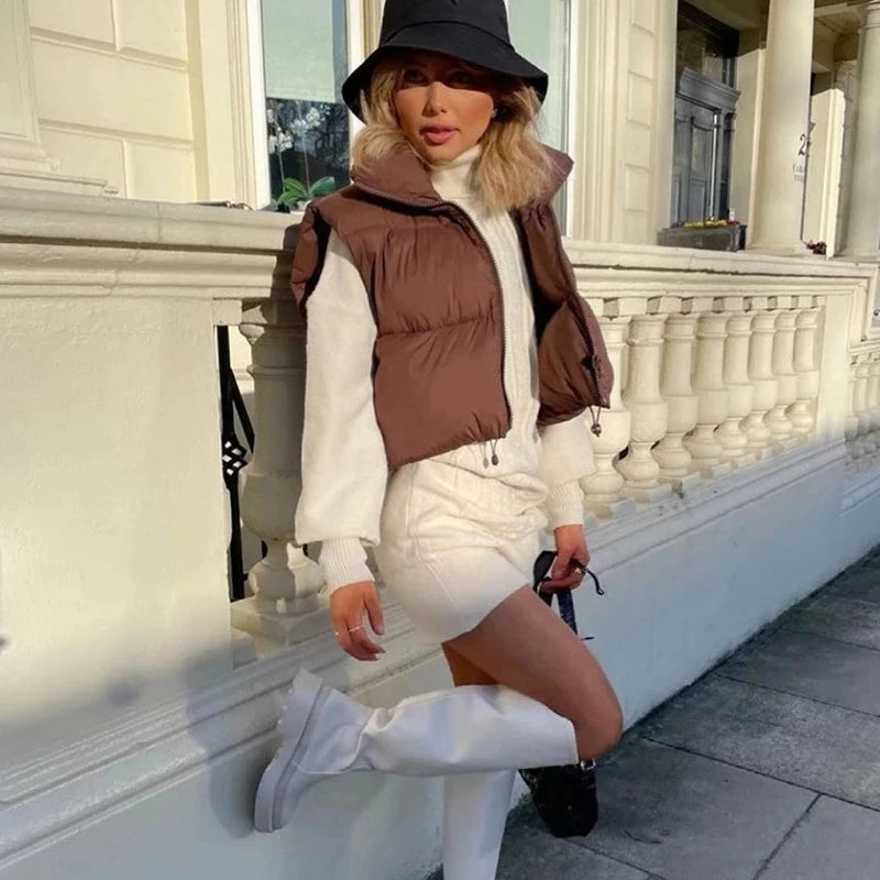 Colete Feminino Acolchoado sem Mangas Gola Alta em Algodão - (Promoção de Inverno 2026)
